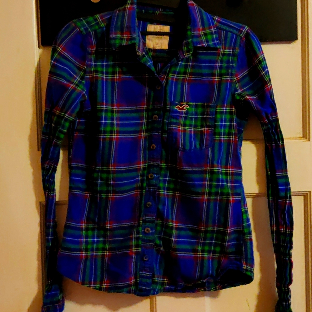 Long sleeved plaid top